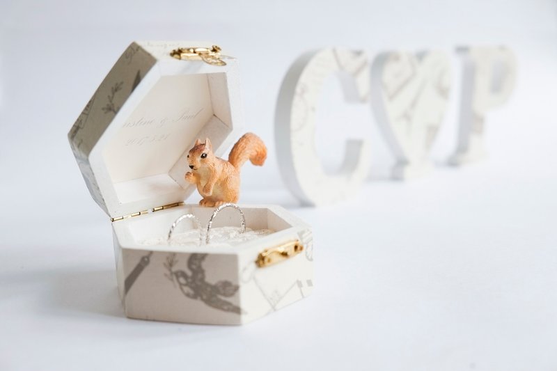 度身订造 - 婚礼木制结婚礼物 (一套) - 摆饰 - 木头 卡其色