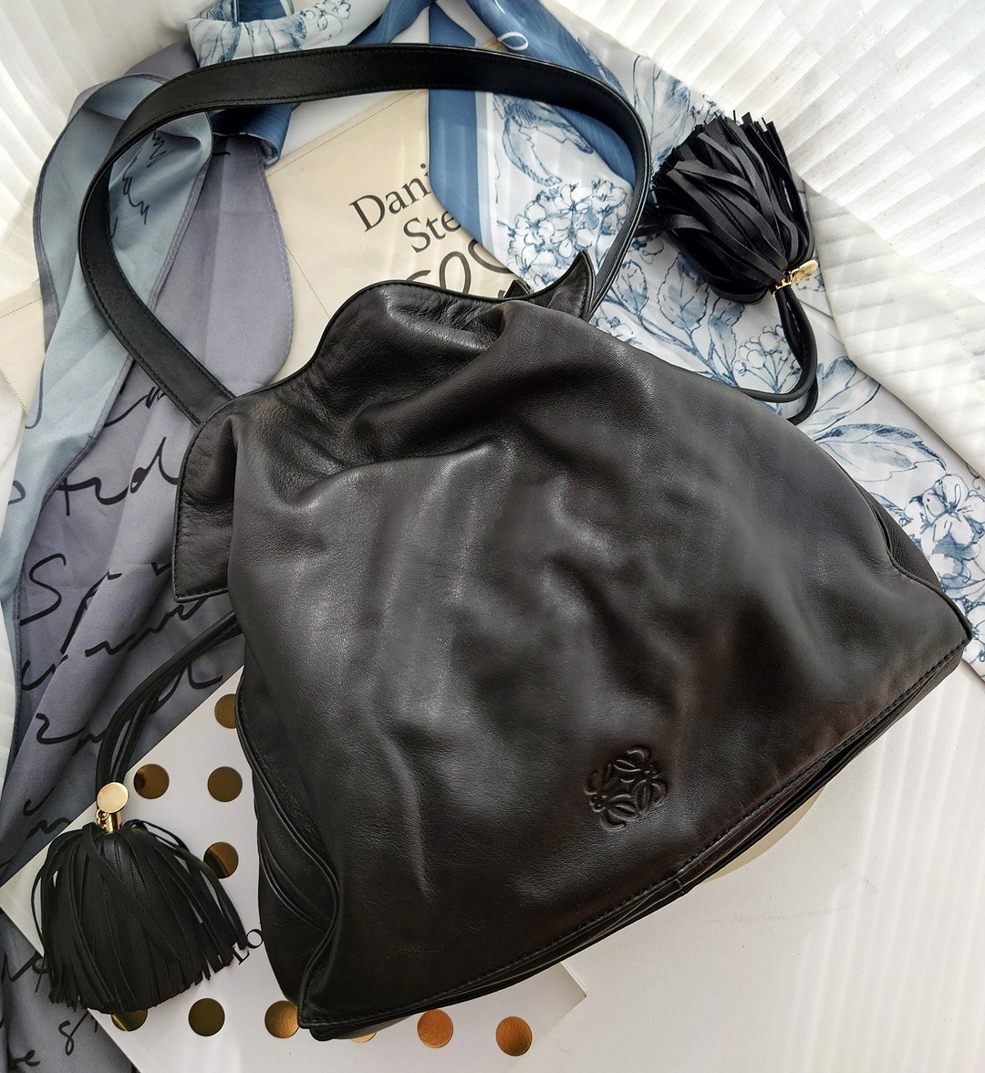 中古美品 Loewe Flamenco 流苏包束口袋肩背包斜挎包单肩包束绳包 - 侧背包/斜挎包 - 真皮 黑色