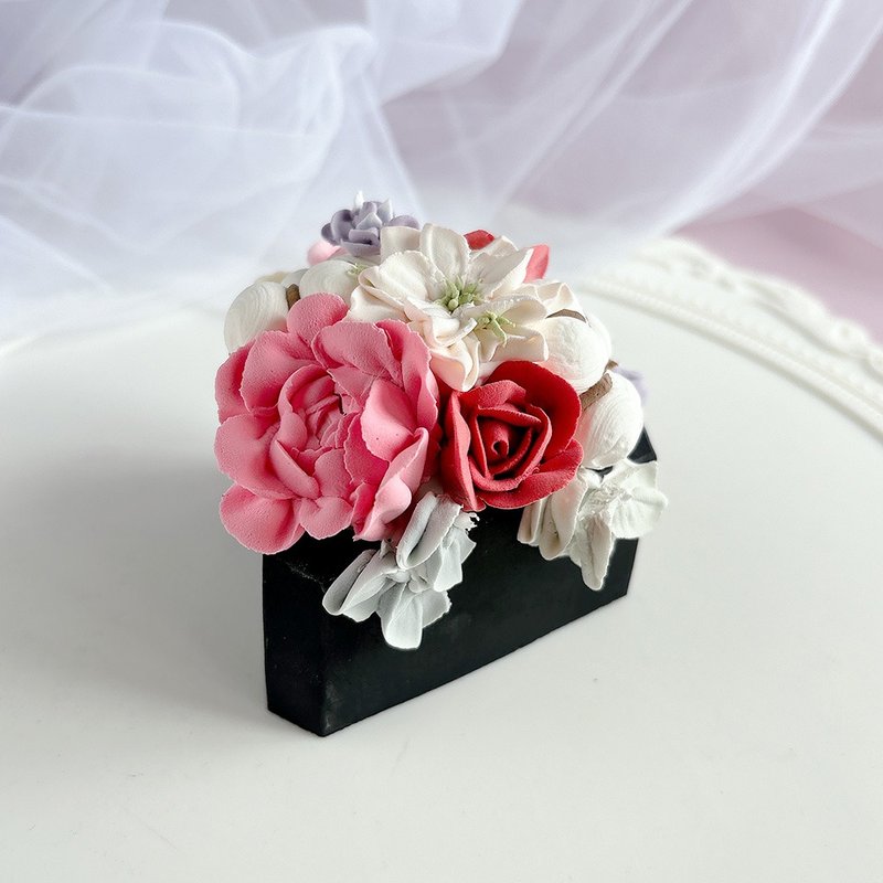 韩式奶油土挤花扩香石/扩香花/薰香花(黑) 三角盆栽 - 香薰/精油/线香 - 其他材质 黑色