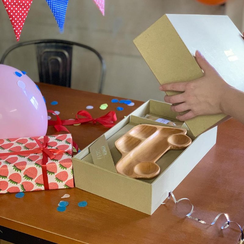 【SPICE】儿童天然木餐具礼盒(餐盘/ 马克杯/ 叉子&汤匙)汽车 - 儿童餐具/餐盘 - 其他材质 多色