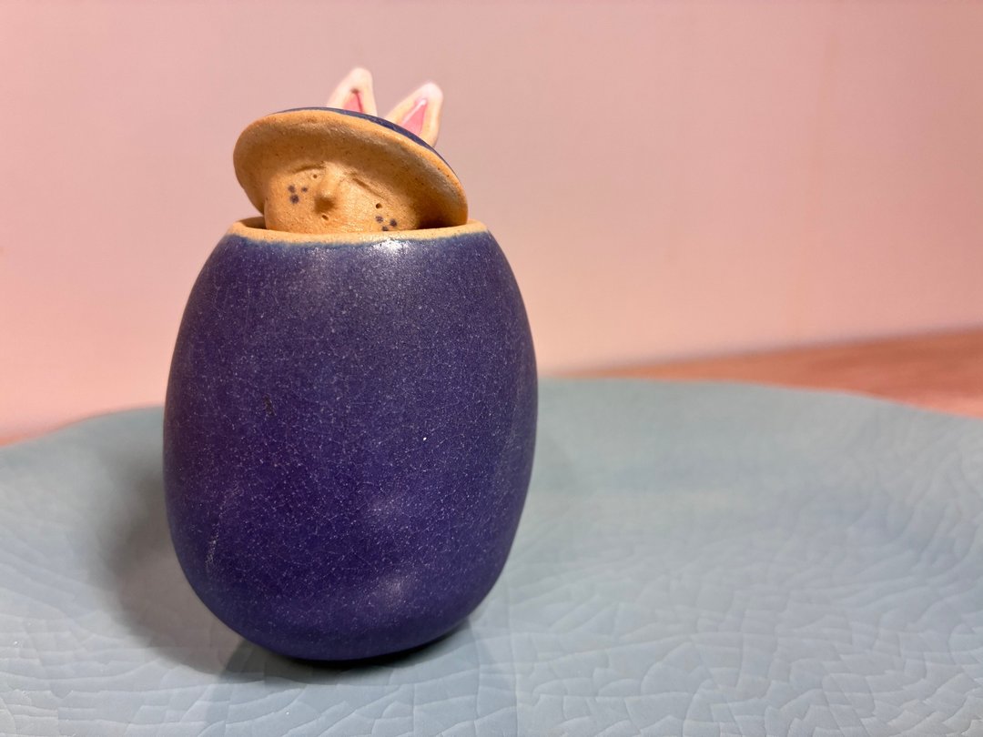 | Luna 陶偶系列 | 陶器 小兔子 雾紫蓝 - 摆饰 - 陶 蓝色