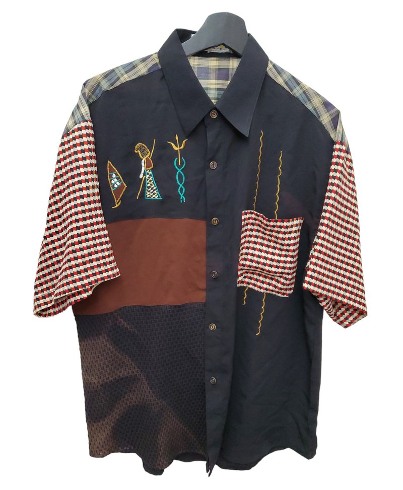 有礼貌穿搭  日本古着 雪纺材质 拼接刺绣款 短衬 XL号 - 男装衬衫 - 棉．麻 多色