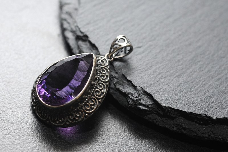 紫水晶坠 矿石/水晶/灵修/开运/招财/破煞/防小人 - 项链 - 半宝石 