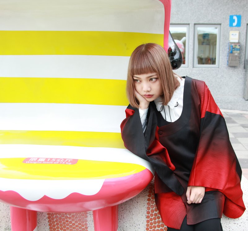 Back to Green::日本带回和服道行 邪恶渐层 U领 有口袋 vintage kimono (KD-28) - 女装休闲/机能外套 - 丝．绢 透明