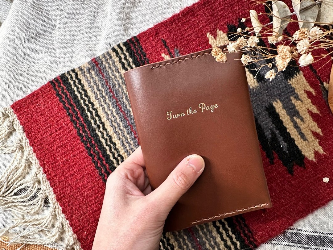 对折咭位护照套 皮革DIY材料包 好好缝 旅行用品 PASSPORT 护照夹 - 皮件 - 真皮 咖啡色