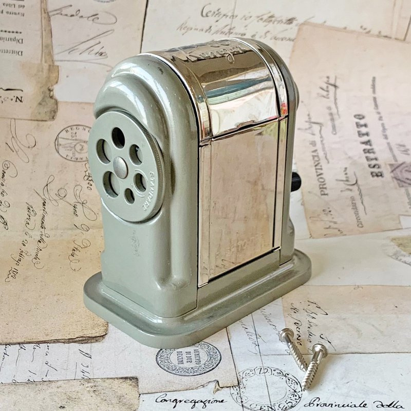 美国 Boston六孔削铅笔机│经典流线 50年代复刻设计 莫兰迪色 - 削笔器 - 其他金属 绿色