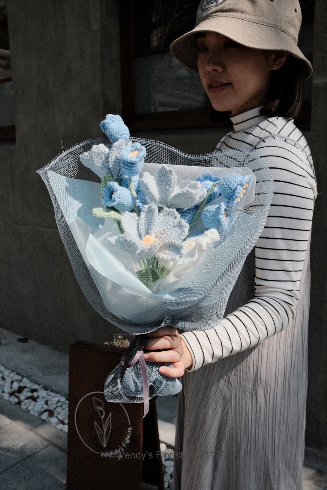 针织花束6朵_蝶豆花戚风_含白色橱窗提袋 - 干燥花/捧花 - 棉 蓝色