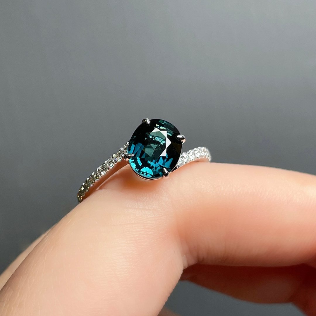 The Mono - 天然海蓝色碧玺(1.87ct) 18k白金钻戒 - 戒指 - 贵金属 银色