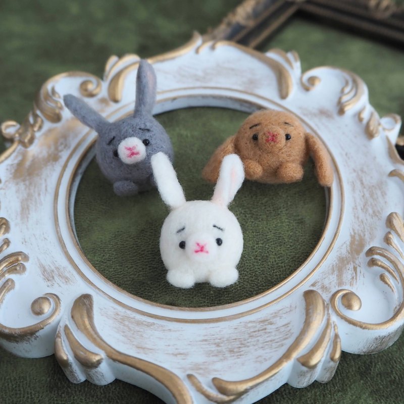 -Take me with you - Mayu rabbit brooch (white, gray, brown) wool felt - 胸针 - 羊毛 白色