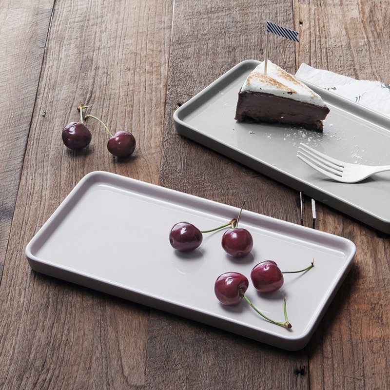 韩国 SSUEIM LEED系列莫兰迪陶瓷长方形浅盘 中 - 盘子/餐盘/盘架 - 瓷 白色