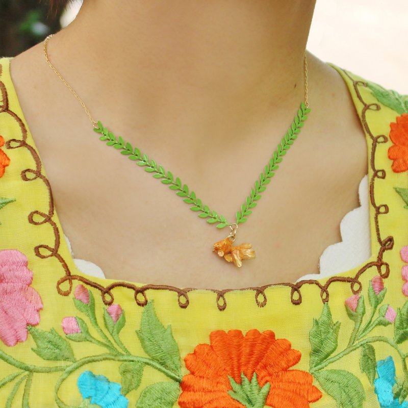 A Lady in the River Bottom Necklace Necklace NE375 - 项链 - 其他金属 红色