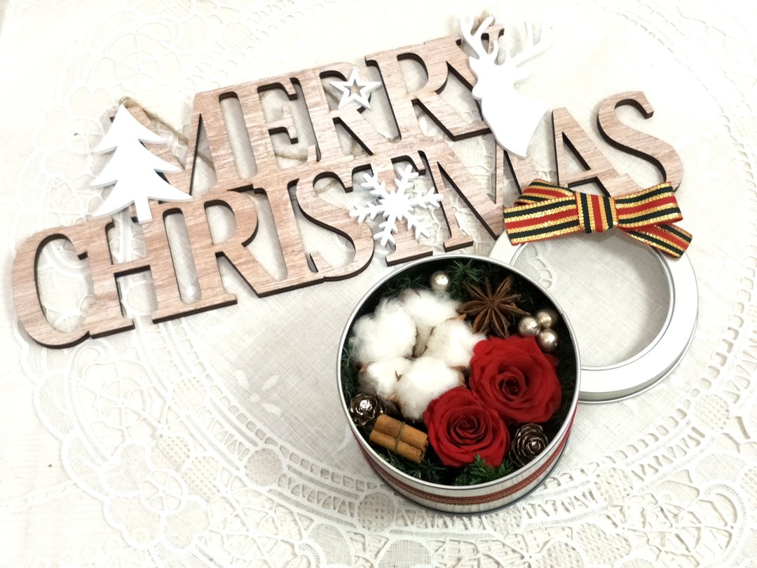  l 圣诞快乐 开窗铁盒不凋花礼 l *圣诞节*耶诞节*Merry Christmas*装饰*不凋花.恒星花.永生花*交换礼物 - 植栽/盆栽 - 植物．花 