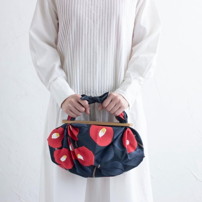 京都风吕敷包巾-竹久梦二 二巾-山茶花(防泼水) - 其他 - 其他人造纤维 蓝色