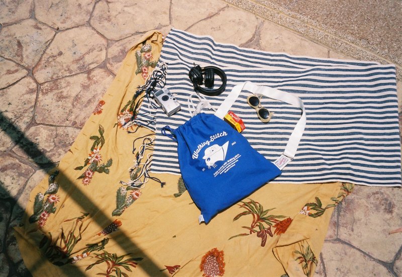 Neko Drawstring bag : Blue - 束口袋双肩包 - 棉．麻 蓝色