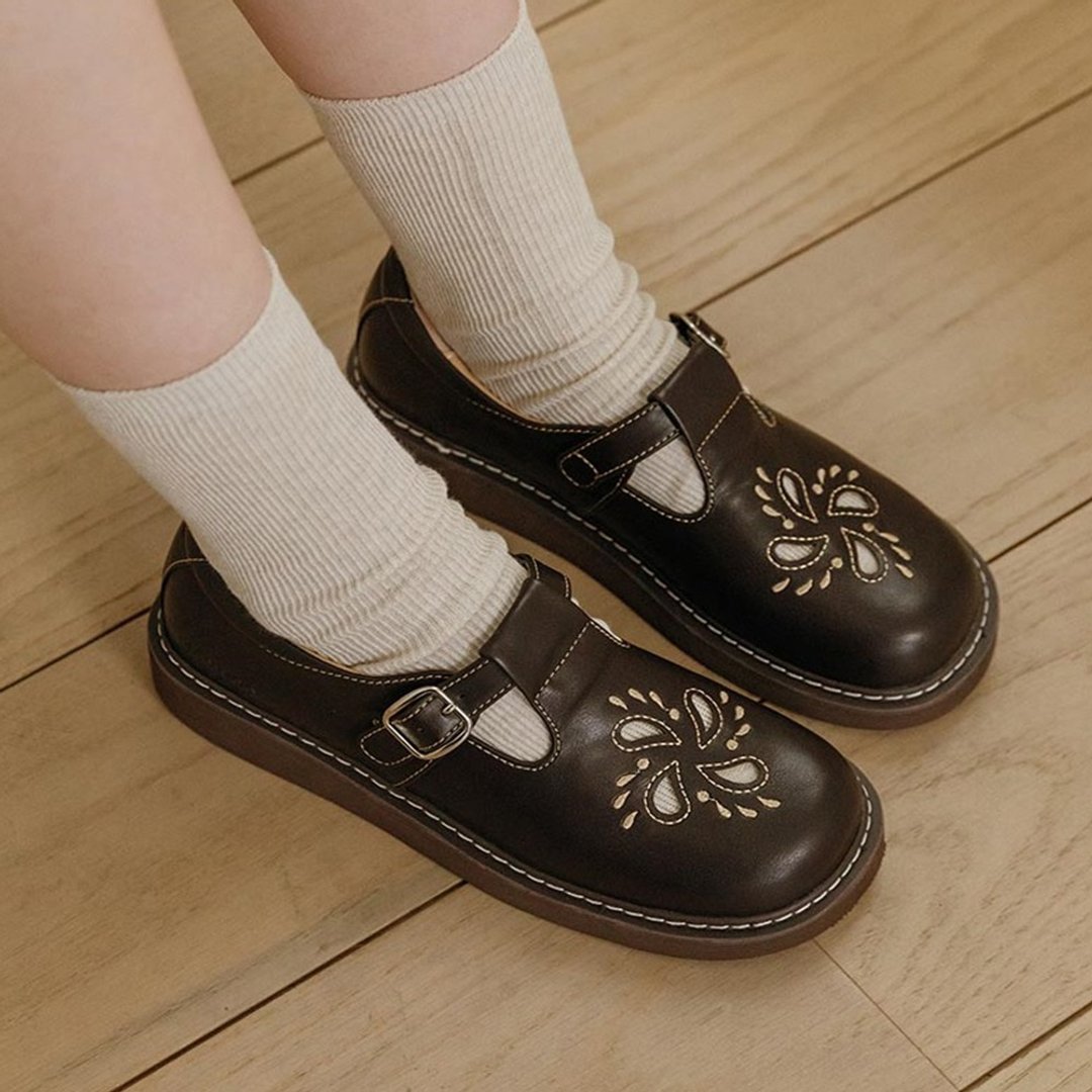PRE-ORDER韓國品牌 MACMOC Billy T束帶刺繡樂福鞋 (鞋跟 3cm) BR - 其他 - 其他材质 