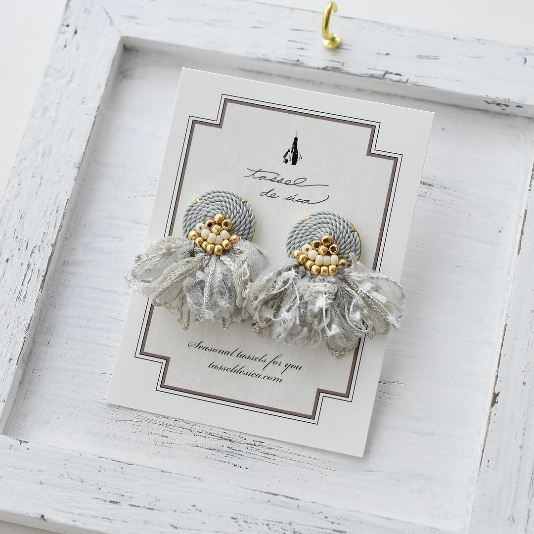 String tassel earrings /Grey - 耳环/耳夹 - 其他材质 灰色