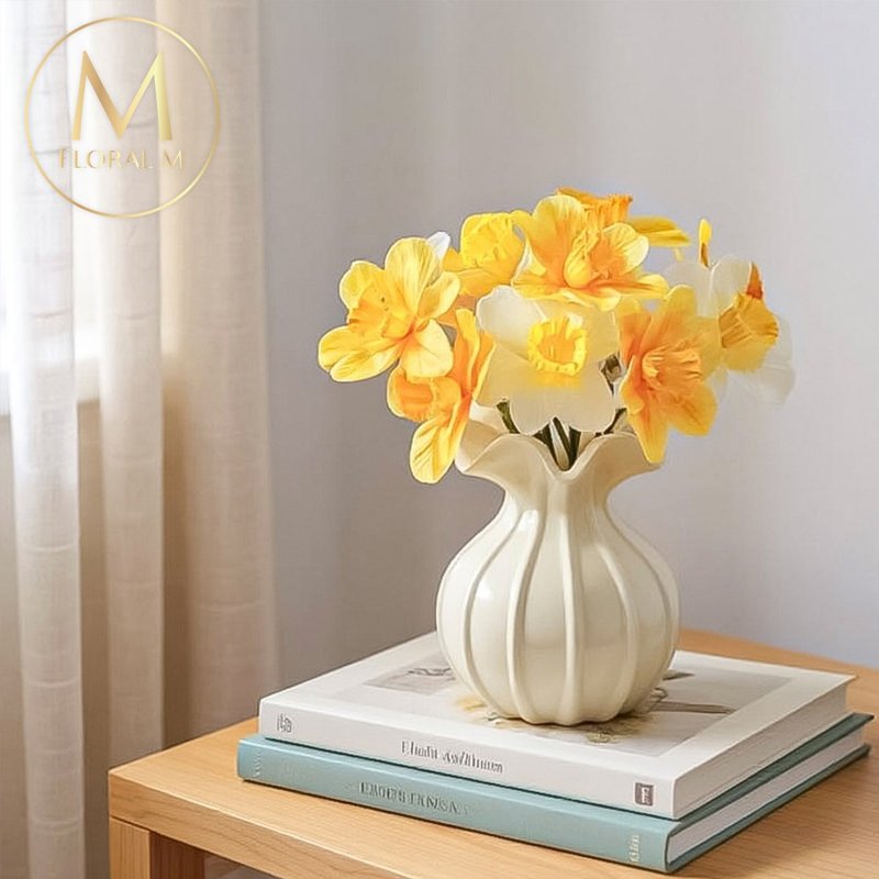 法式芭蕾少女海莉优雅白陶瓷小花瓶 - 花瓶/陶器 - 塑料 绿色