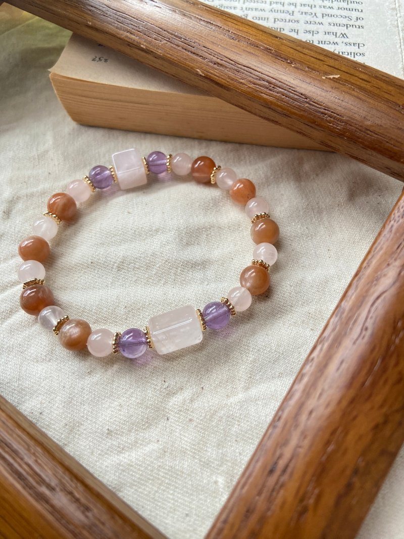 好情绪贵人。淡粉晶/西柚粉晶/金沙橙月光/薰衣草水晶 天然石手链 - 手链/手环 - 水晶 多色