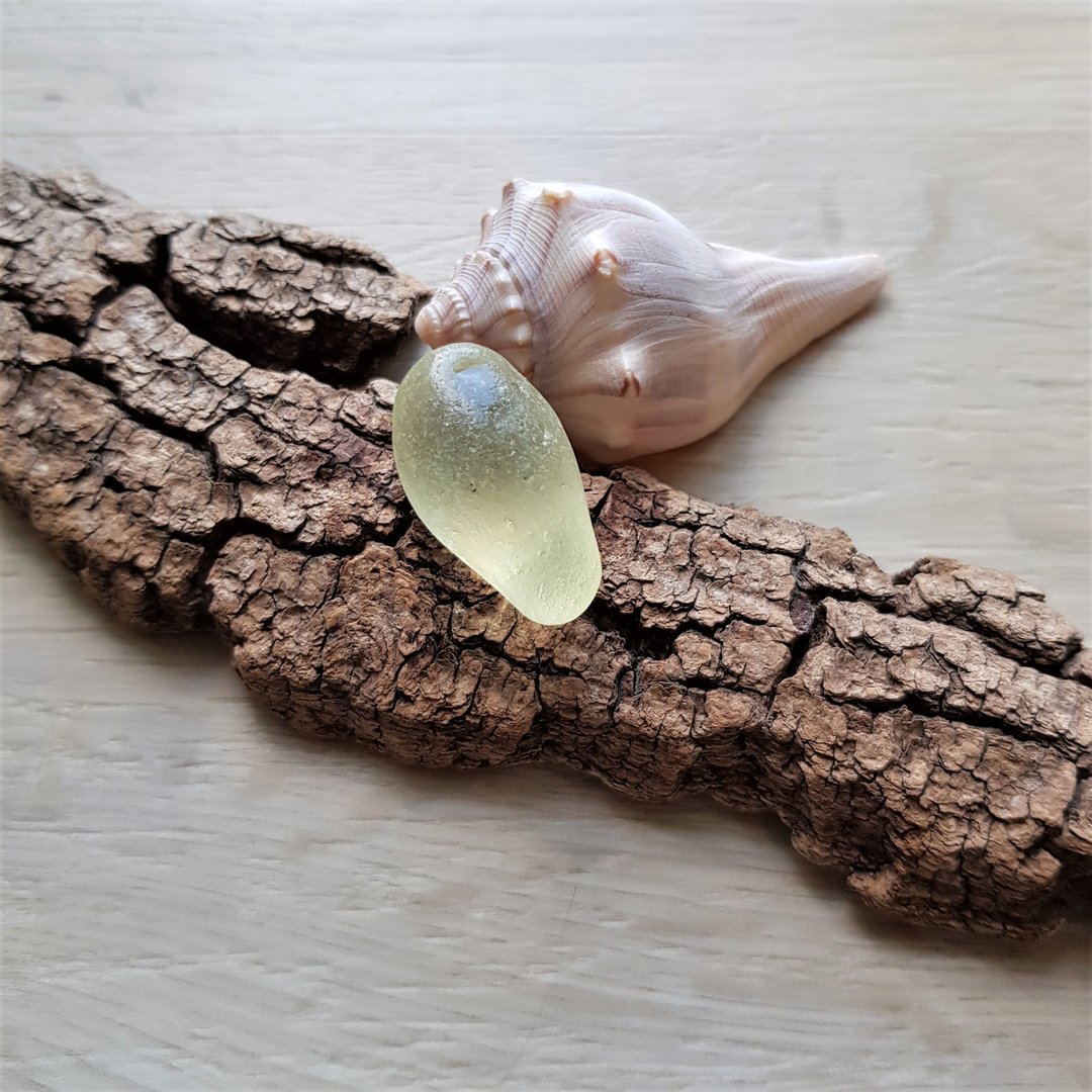 Light yellow sea glass. Real sea glass P071 - 其他 - 玻璃 黄色