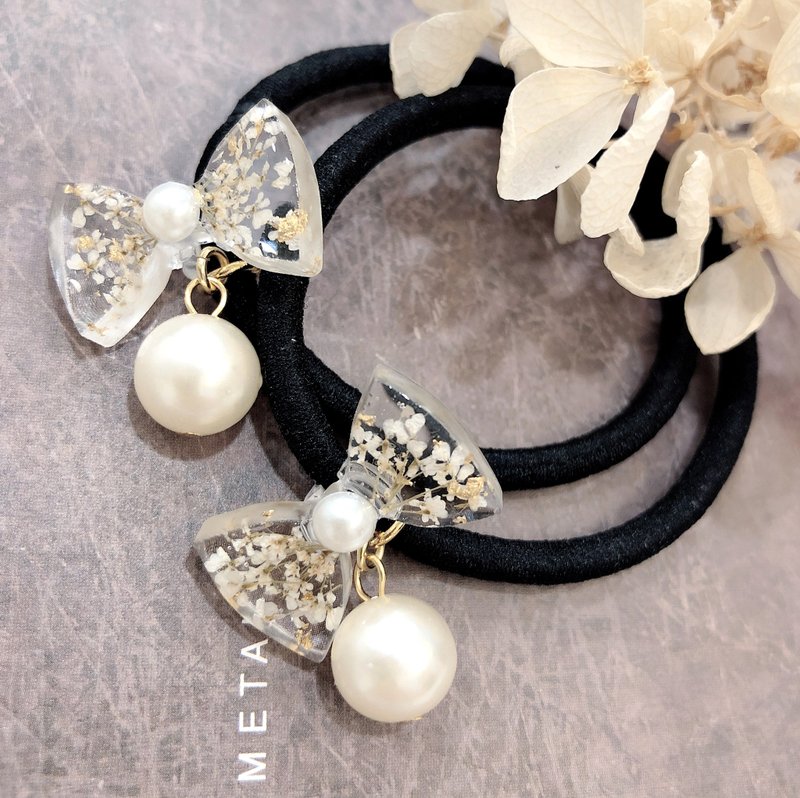 PUREST HOME 蝴蝶结 珍珠 花语 发圈二入/附礼盒 情人节 礼物 - 发饰 - 其他材质 