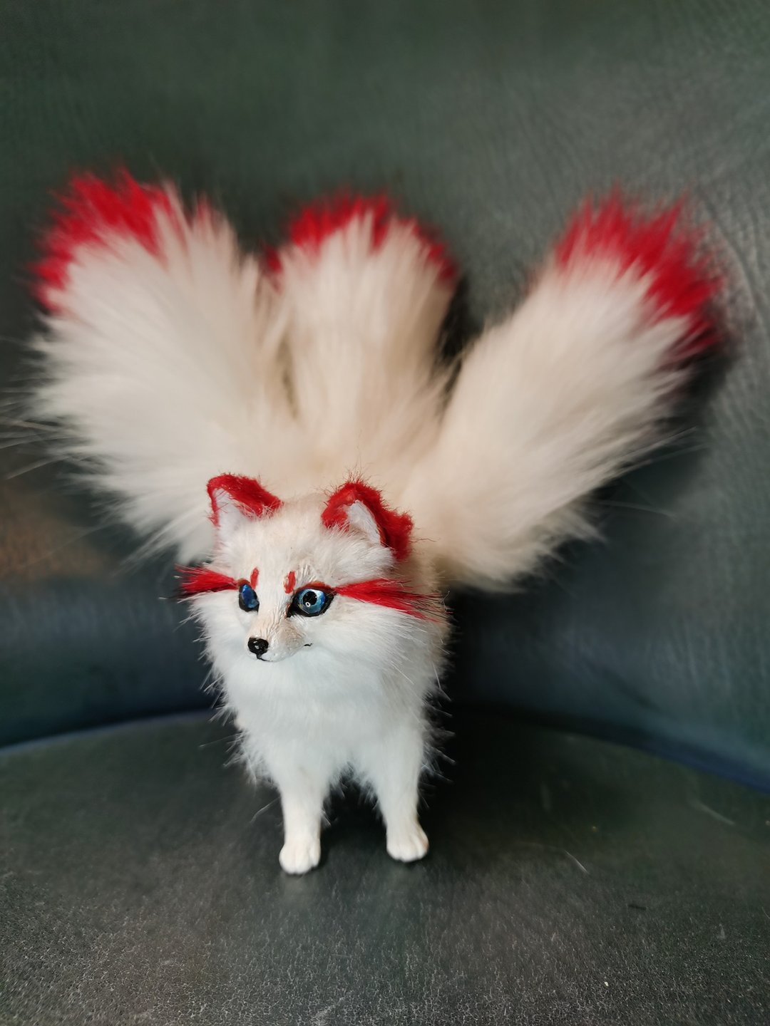 Kitsune FOX 3 尾，附配件，BJD 艺术娃娃，可自由摆姿势 - 玩偶/公仔 - 其他材质 多色