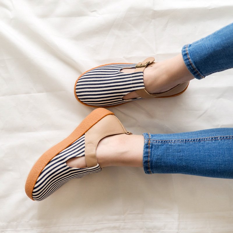 女子生的日常厚底鞋-海军条纹 - 女款休闲鞋 - 真皮 蓝色