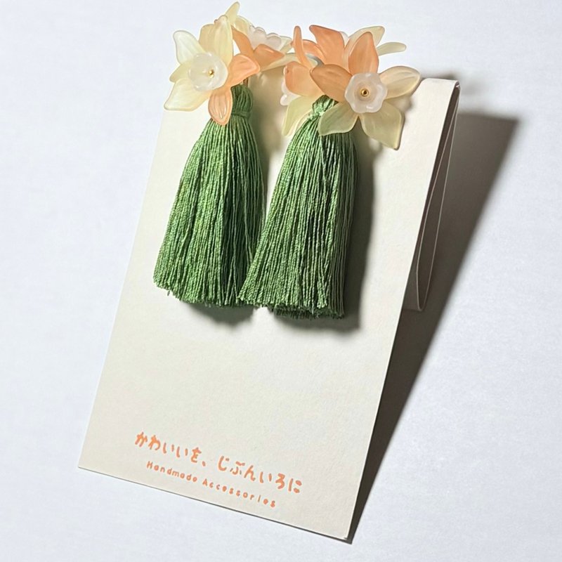杜鹃花耳环 不适用于金属过敏者 - 耳环/耳夹 - 绣线 绿色