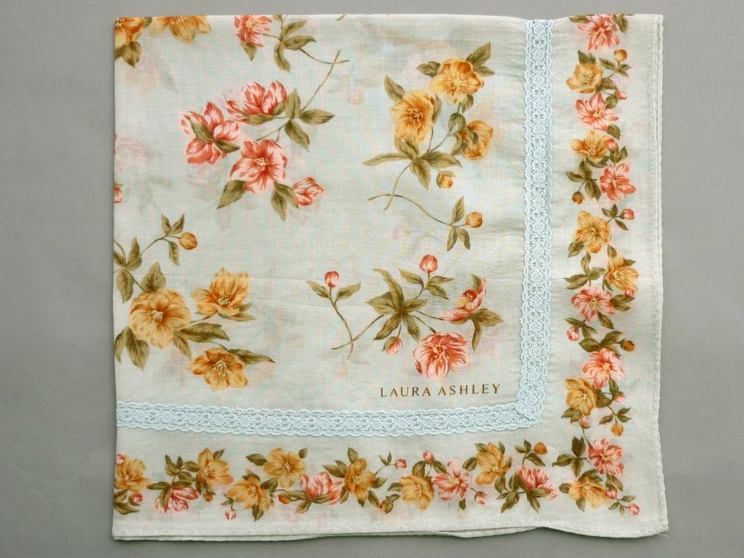Laura Ashley Vintage Handkerchief Women Handkerchief Floral 18 x 18 inches - 手帕/方巾 - 棉 绿色