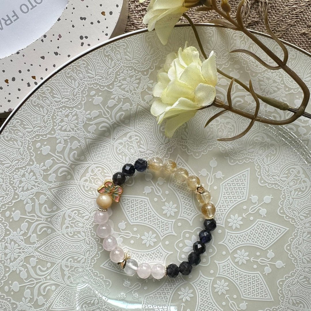 黄金蝴蝶招财粉色弹性手链 - 手链/手环 - 水晶 