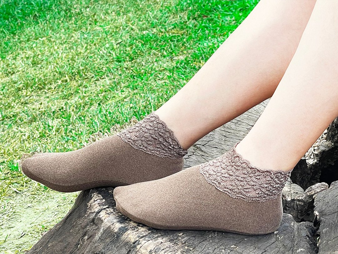 秋冬新时尚:蕾丝船型袜 袜子 鞋履袜品 socks 中筒袜 冬天袜 - 袜子 - 棉 咖啡色