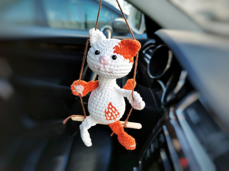 Cat with wings, keychain plush, car ornament, cat Lucky charm - 钥匙链/钥匙包 - 其他材质 白色