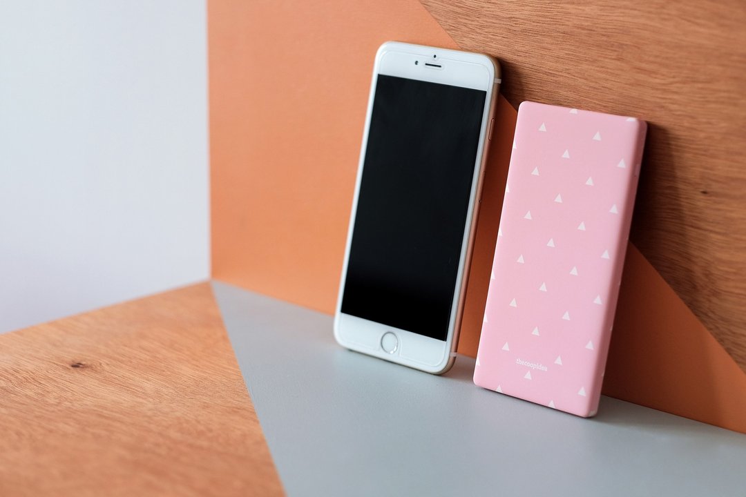 【内附 MFi 认证充电线】Thecoopidea Journey 5000mAh 充电器 - 充电宝/传输线 - 其他材质 粉红色