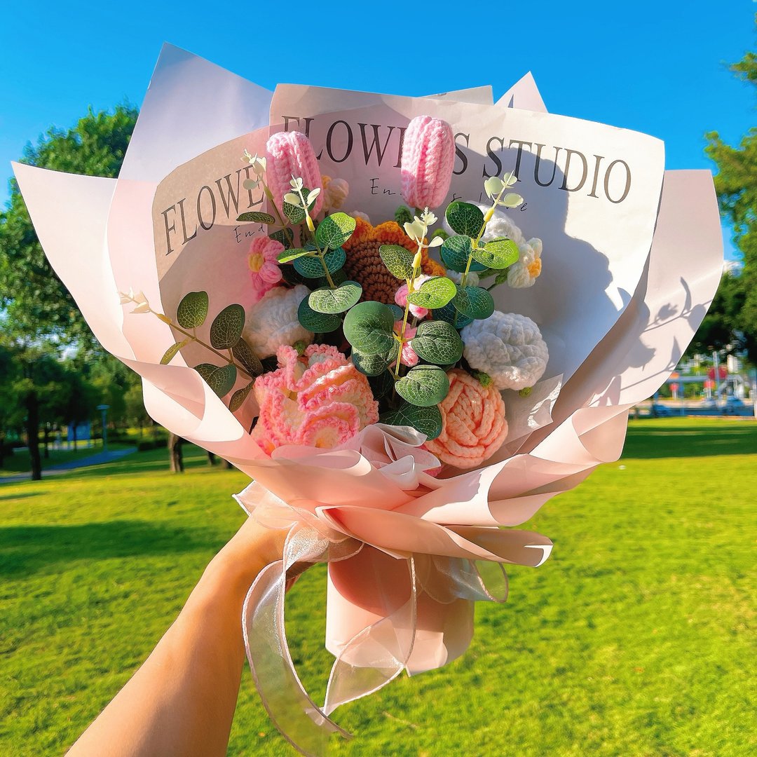 情人节礼盒  定制化礼物2026优雅手工编织粉色新奇居家摆件 - 干燥花/捧花 - 棉 粉红色