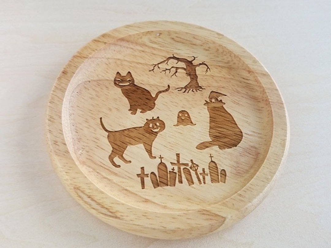 Cats at the grave Halloween costume coaster - 杯垫 - 木头 咖啡色
