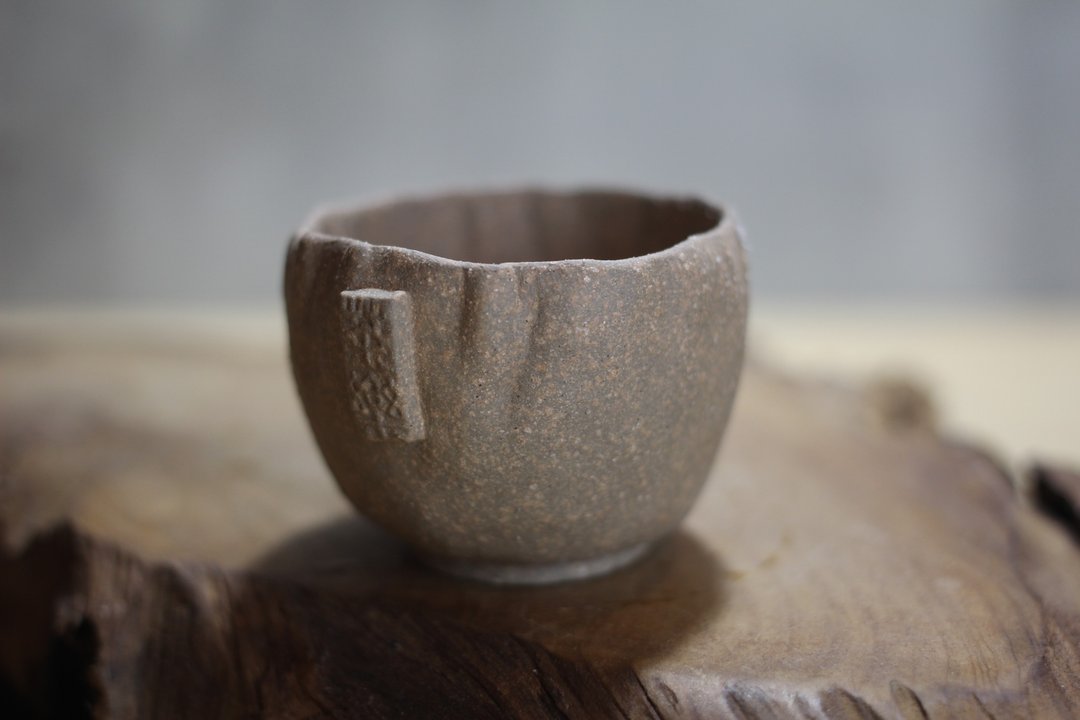 【沐春生活】60ml 纯手捏茶杯 小酒杯 陶作家叶佳佩纯手制 - 茶具/茶杯 - 陶 
