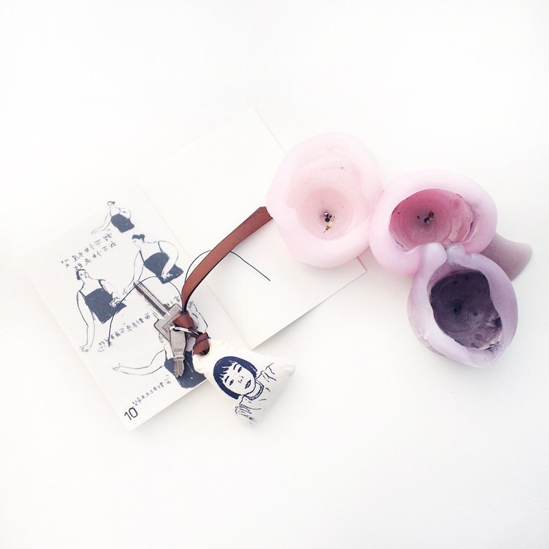 插画娟印挂件 女子一/illustration silk print  pendant “girl” | Sako Studio - 其他 - 棉．麻 透明