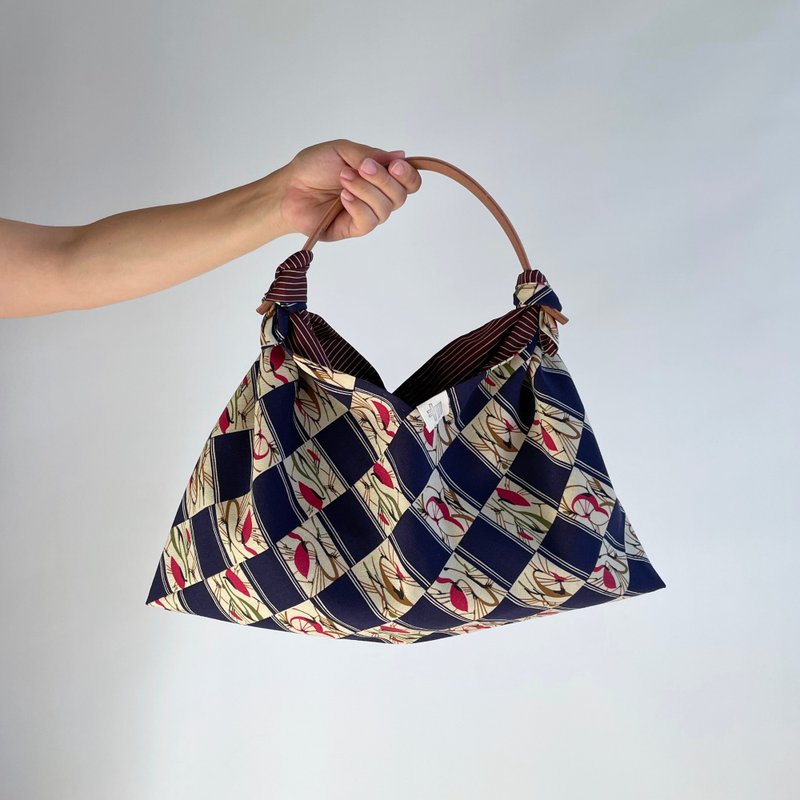 【独一无二】吾妻袋 双面可用 羊毛和服布料 (蓝色与抽象图案格纹) & 丝绸和服布料 (深红色搭配白色条纹) - 手提包/手提袋 - 羊毛 蓝色