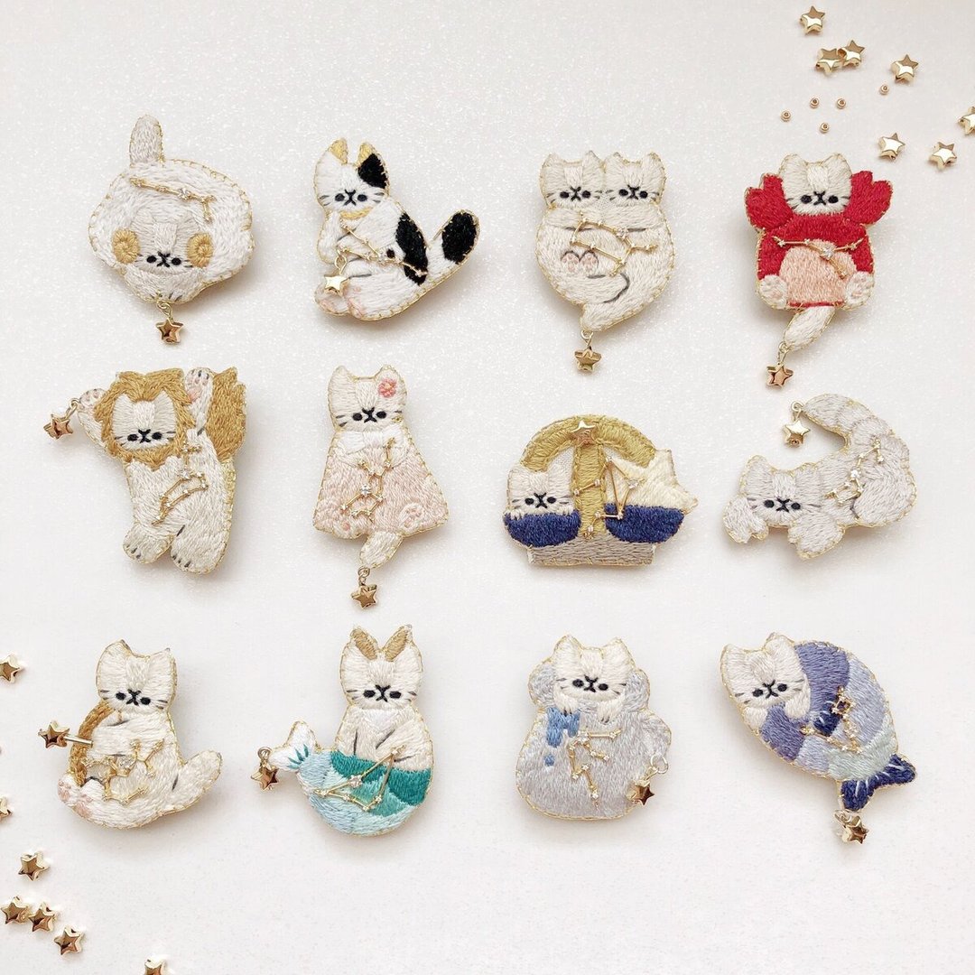 12 星座貓刺繡胸針 - 胸针 - 绣线 多色