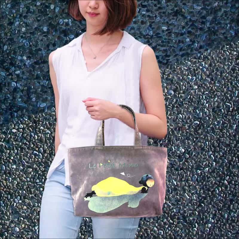 旅行收纳 手提袋横式小袋 小米拉袋子款插画托特包 选仿麂皮绒 - 手提包/手提袋 - 棉．麻 多色