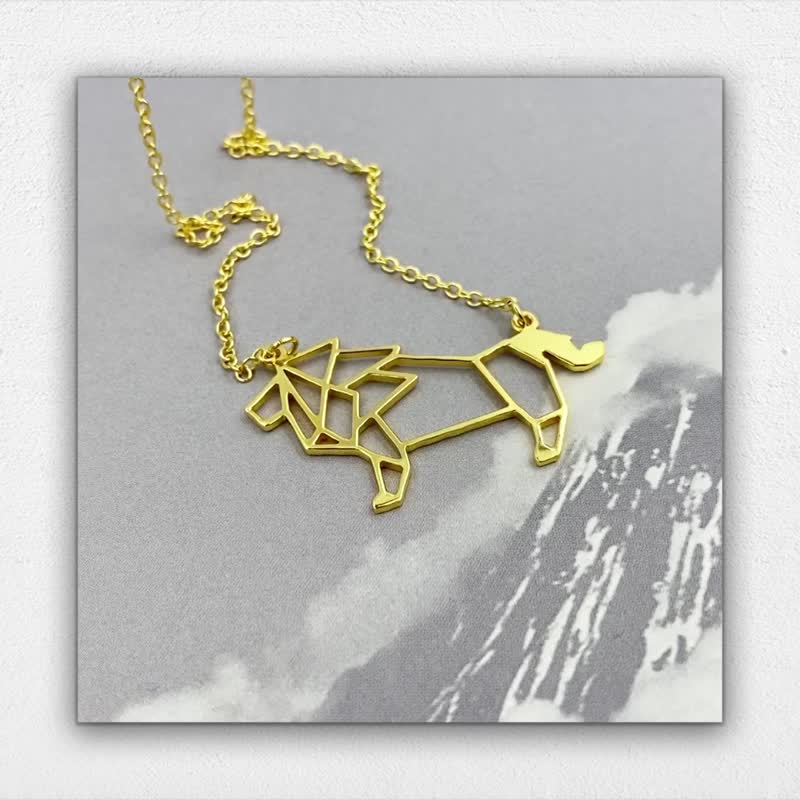 Lion, Origami Necklace, Animal Necklace, Animal Lover, Lion Gifts, Birthday gift - 项链 - 铜/黄铜 金色