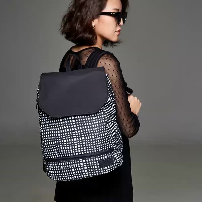 【轻量防水后背包】时尚都会包 | 拼拼格子 (后背包) - 后背包/双肩包 - 防水材质 黑色