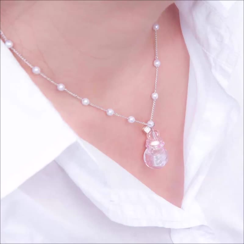 珍爱小藏香 精油香氛项链-粉色香氛琉璃x珍珠x钢链 链长可调 - 项链 - 琉璃 多色