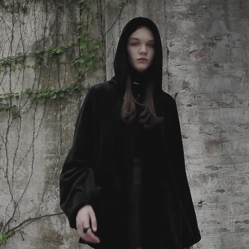 月亮女巫斗篷式外套 / 纯棉内里 - 女装休闲/机能外套 - 其他材质 黑色