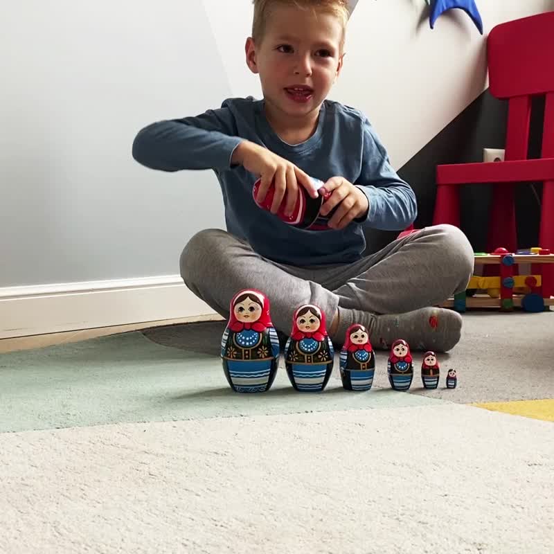 Matryoshka Nesting Dolls in Polish Costumes with Ornaments Made in Poland - 玩具/玩偶 - 木头 多色