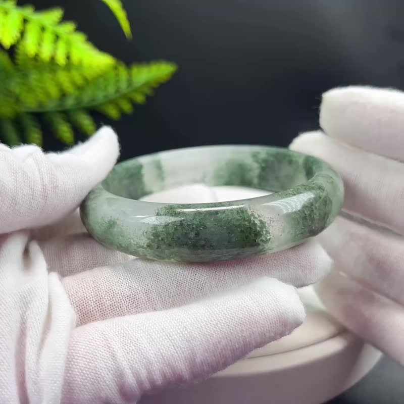 绿色幻影幽灵水晶手镯 57+MM 冰透异象绿石英手环 招财运势活力 - 手链/手环 - 水晶 绿色