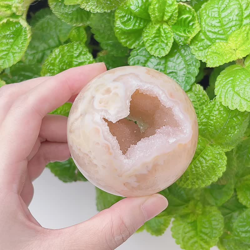 奶黄FUFU 粉水晶牙开口笑 聚宝盆球球 摆件新年开运 - 摆饰 - 水晶 黄色