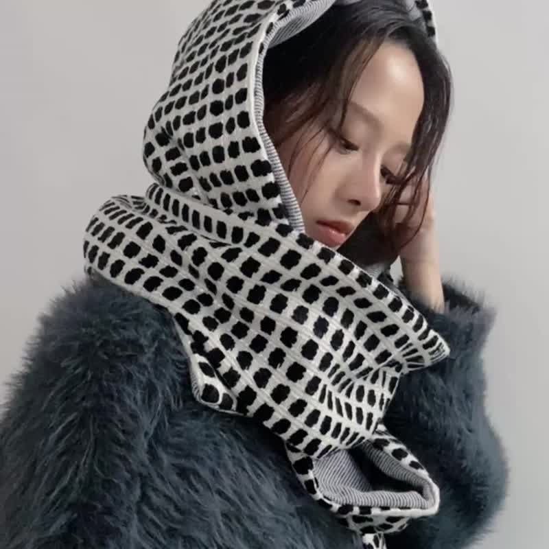 MIST 系列 - 幽雾 * 连帽围巾 点点 保暖 围巾 - 围巾/披肩 - 其他人造纤维 灰色