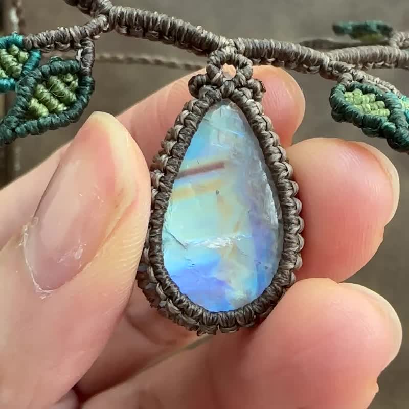 N1192 民族风蜡线编织 树藤花纹 月亮石 颈链 (可调长度) - 项链 - 宝石 咖啡色