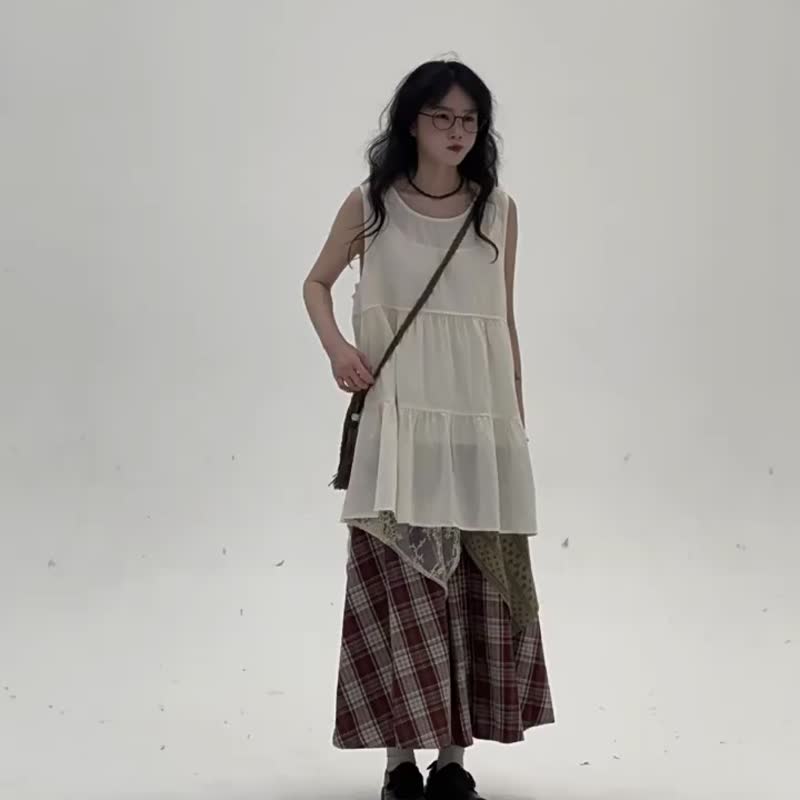 2顏色 格子蕾絲拼接半裙 日系文藝復古不規則中長裙 - 裙子 - 棉．麻 绿色