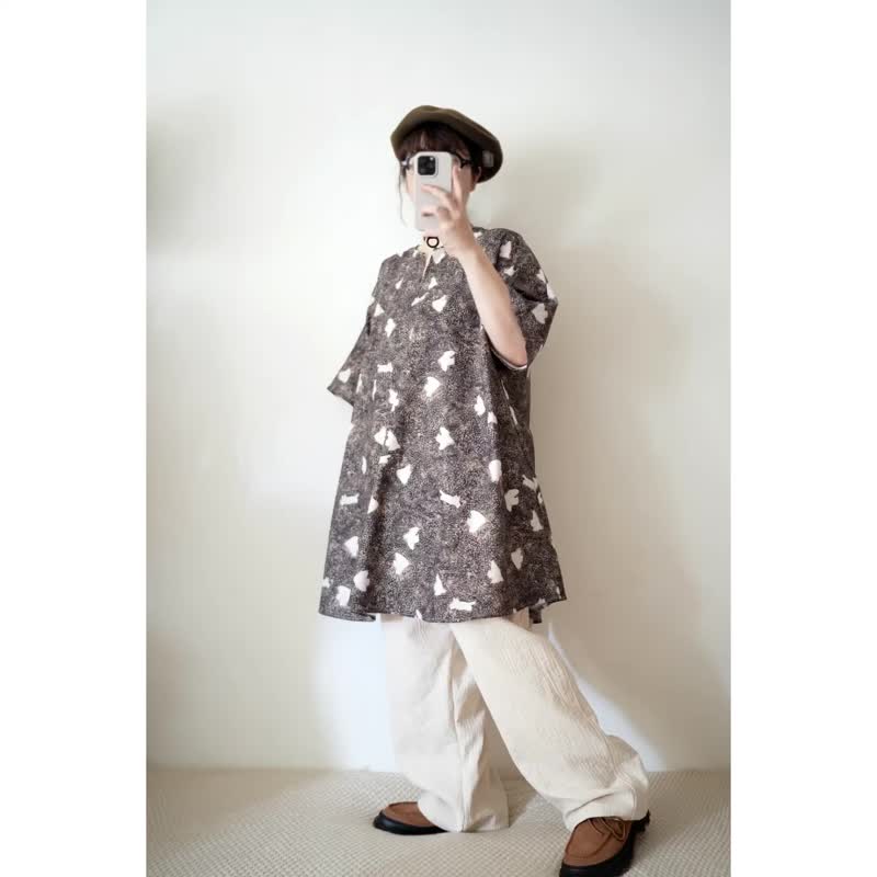 橡子花园鸟语猫小开领伞状洋装 - 女装上衣 - 棉．麻 咖啡色